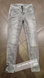 Only skinny jeans maat 26 lengte 33 grijsmaat xs, Gedragen, Grijs, Ophalen of Verzenden, W27 (confectie 34) of kleiner