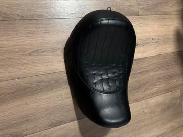 Zadel dyna streetbob beschikbaar voor biedingen