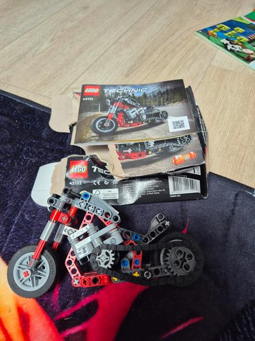 LEGO Technic 42132 – Motor (compleet met doos en boekje, Kinderen en Baby's, Speelgoed | Duplo en Lego, Ophalen of Verzenden
