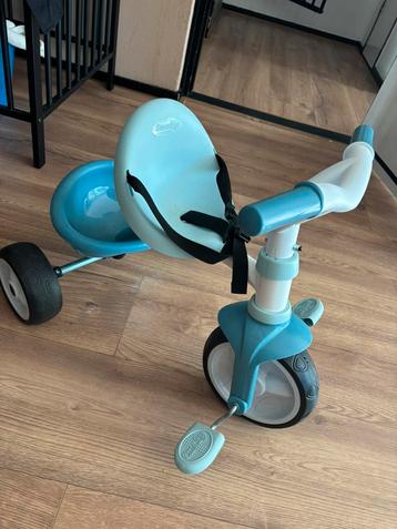 Driewieler fietsje met stang nieuw beschikbaar voor biedingen