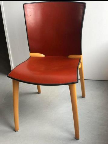 Cassina U Chairs – Mario Bellini – 6 originele designstoelen beschikbaar voor biedingen