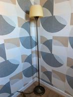 Touch staande lamp messing met melkglas kap, Huis en Inrichting, Lampen | Vloerlampen, Ophalen, Zo goed als nieuw, 150 tot 200 cm