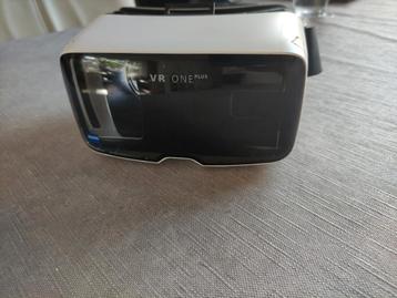 Carl Zeiss VR One Plus beschikbaar voor biedingen