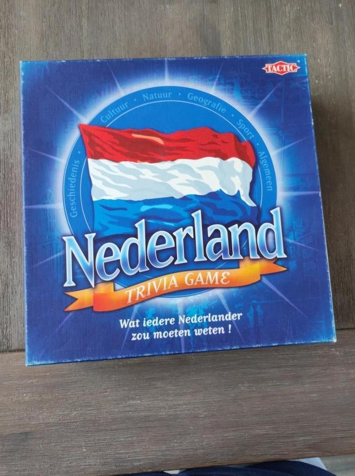 Nederland trivia game bordspel € 2,00, Hobby en Vrije tijd, Gezelschapsspellen | Bordspellen, Zo goed als nieuw, Een of twee spelers