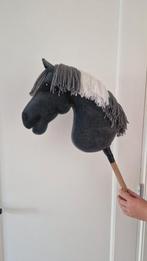 Hobby Horse Grijs/wit, Ophalen of Verzenden, Zo goed als nieuw