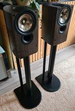 Kef iQ1 Luidsprekers Bookshelf op standaards, Audio, Tv en Foto, Luidsprekers, Ophalen of Verzenden