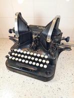 The Oliver No. 6 'Batwing' typemachine, begin vorige eeuw, Ophalen