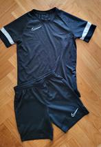 Trainingsset Nike dri-fit 147-158 cm ZWART, Zwart, Ophalen of Verzenden, Voetbal, Gedragen