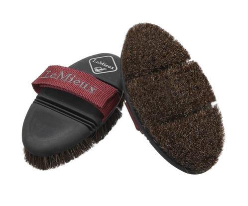 LeMieux Flexi Paardenhaar Borstel SALE -42%!!, Dieren en Toebehoren, Paarden en Pony's | Verzorgingsproducten, Nieuw, Ophalen of Verzenden