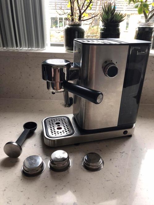 WMF lumero portafilter koffiezetapparaat, Witgoed en Apparatuur, Koffiezetapparaten, Zo goed als nieuw, Afneembaar waterreservoir