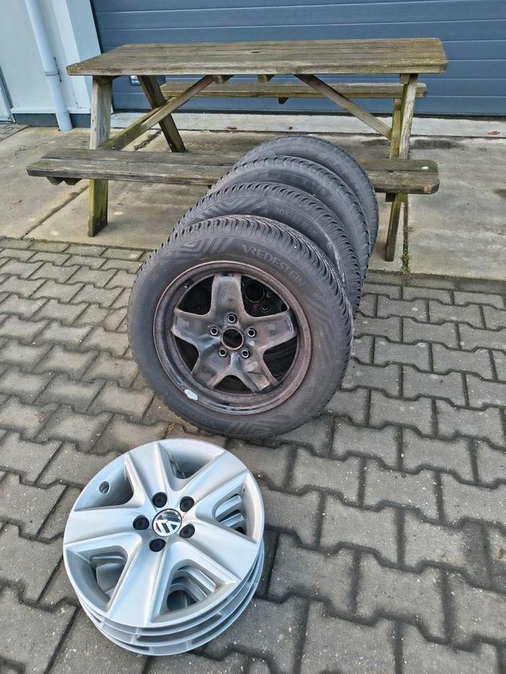 205/55R16 Winterbanden op VW Velg - Goed Profiel, Auto-onderdelen, Banden en Velgen, Banden en Velgen, Winterbanden, 16 inch, 205 mm