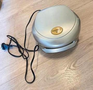 UV Nagellamp Magnetic * gellak * gel lak * nagel lamp beschikbaar voor biedingen