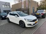 DS 4 Crossback 1.2 PureTech Business Trekhaak Airco Navi NAP, Auto's, DS, Gebruikt, 1199 cc, Leder en Stof, Wit