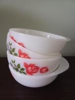 Vier Pyrex schaaltjes JAJ England, Huis en Inrichting, Keuken | Servies, Ophalen of Verzenden, Overige stijlen, Glas, Schaal of Schalen