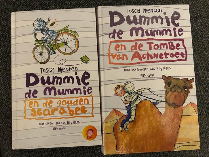 Dummie de Mummie - 2 Boeken van Tosca Menten, Boeken, Kinderboeken | Jeugd | onder 10 jaar, Zo goed als nieuw, Fictie algemeen