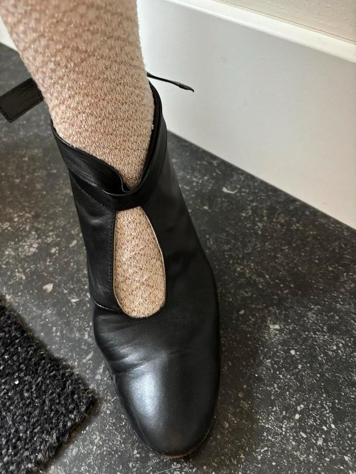 Mooie Kop en staart enkellaarsjes met hak 40, Kleding | Dames, Schoenen, Gedragen, Lage of Enkellaarzen, Zwart, Verzenden