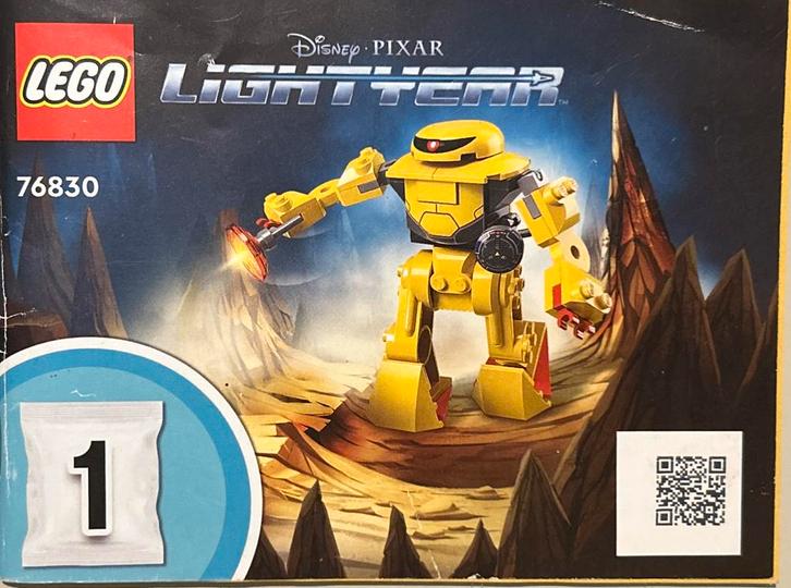 LEGO Disney Pixar Lightyear 76830 Zyclops Chase + boek, Kinderen en Baby's, Speelgoed | Duplo en Lego, Zo goed als nieuw, Lego