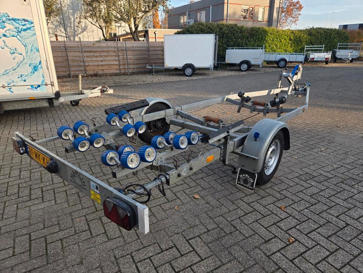 Boottrailer Marlin 1300kg geremd met Multirollen ,Kenteken, Watersport en Boten, Boottrailers, Gebruikt, Overige typen, Minder dan 1500 kg