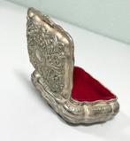 Silver Plated Vintage Jewelry Box Red velvet sieradendoos, Antiek en Kunst, Curiosa en Brocante, Ophalen of Verzenden