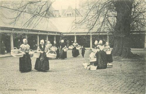 (378-329-047) Middelburg Botermarkt, Verzamelen, Ansichtkaarten | Nederland, Zeeland, Verzenden