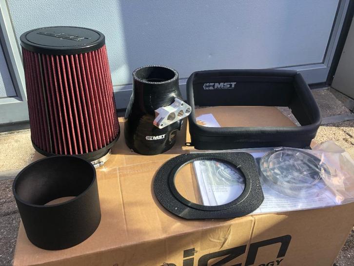 MST intake luchtfilter - Mercedes A45 GLA45 CLA45 AMG 15+, Auto diversen, Tuning en Styling, Ophalen of Verzenden
