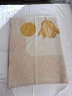 Fijne warme deken Dralon 146 x 192 cm plaid, Ophalen, Zo goed als nieuw