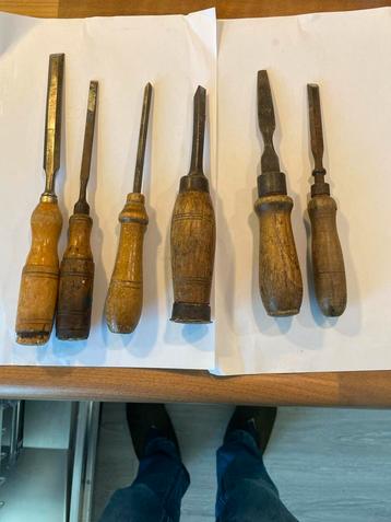 Oude Houtbeitels - Set van 6 beschikbaar voor biedingen