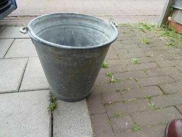 Zinken emmer zwaar model (ZE1) beschikbaar voor biedingen