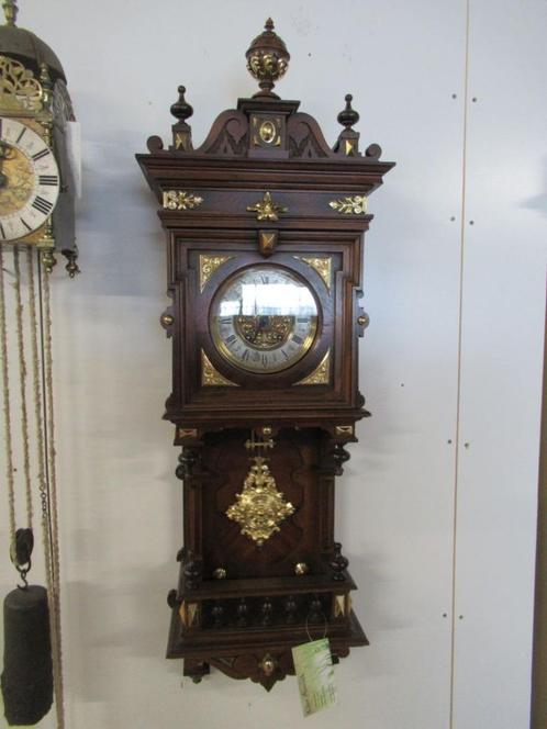 Oer 11217 antieke Lenzkirch hangklok met veel brons, Antiek en Kunst, Antiek | Klokken, Ophalen