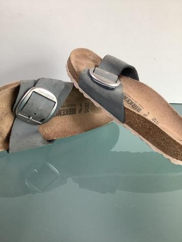 GRATIS VERZENDEN | BIRKENSTOCK Big Buckle grijze slippers 37 beschikbaar voor biedingen