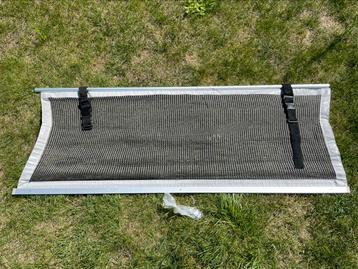 Veiligheidsnet voor kinderen beschikbaar voor biedingen
