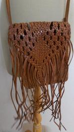 Bruine leren Ibiza/hippie/boho schoudertas, Sieraden, Tassen en Uiterlijk, Tassen | Damestassen, Ophalen of Verzenden, Zo goed als nieuw