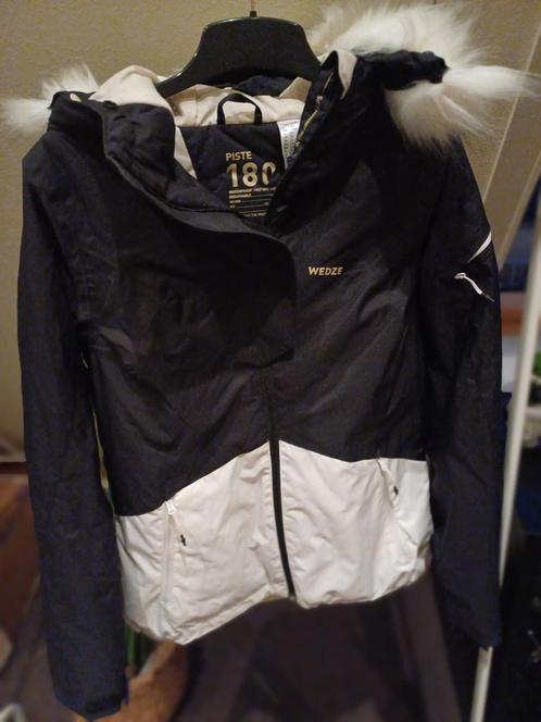 Decathlon Wedze Piste 180 ski jas in zeer nette staat Maat S, Kleding | Dames, Wintersportkleding, Zo goed als nieuw, Jack, Ophalen of Verzenden