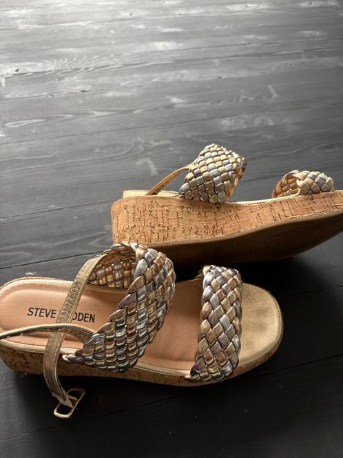 Sleehak Steve Madden maat 33, Kinderen en Baby's, Kinderkleding | Schoenen en Sokken, Zo goed als nieuw, Schoenen, Meisje, Ophalen of Verzenden