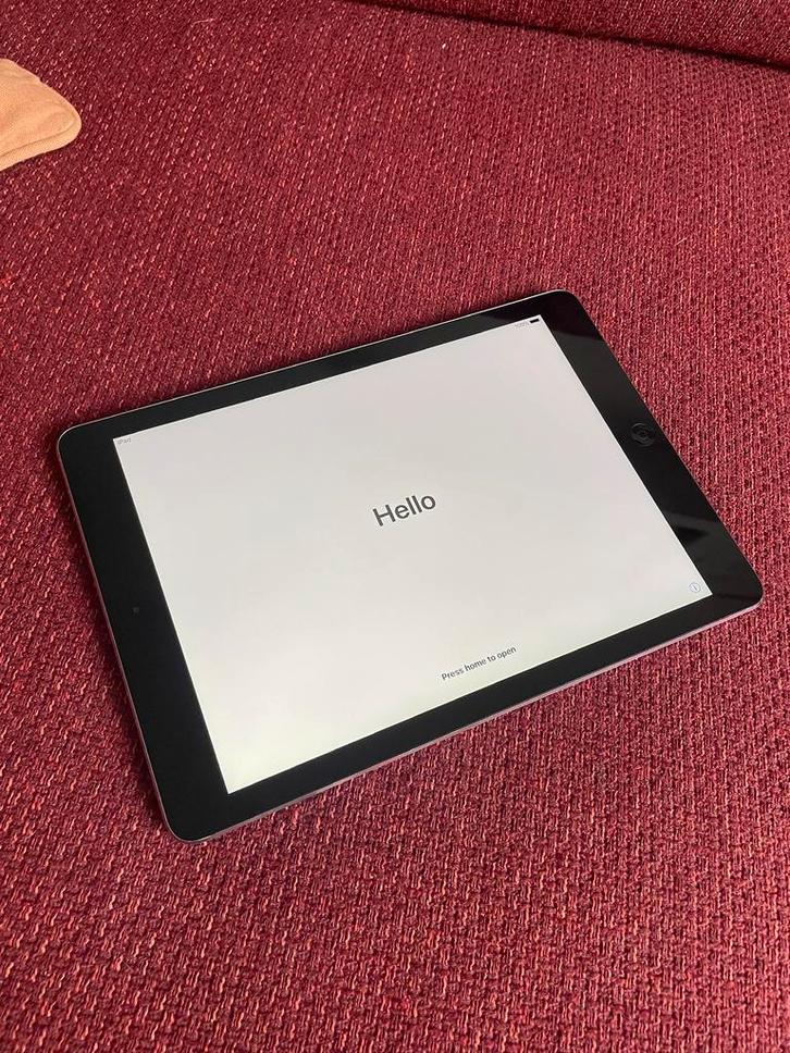 iPad Air 1e generatie model A1474 32GB, Computers en Software, Apple iPads, Gebruikt, Apple iPad Air, 10 inch, 32 GB, Grijs, Ophalen of Verzenden