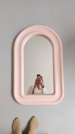 Westwing wandspiegel selim - roze, Huis en Inrichting, Woonaccessoires | Spiegels, Minder dan 100 cm, Rond, Ophalen of Verzenden