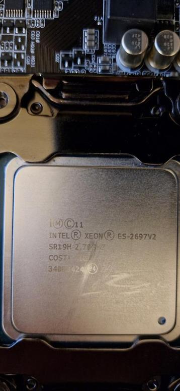 Intel Xeon E5-2697 v2 tray s2011 (X79) beschikbaar voor biedingen