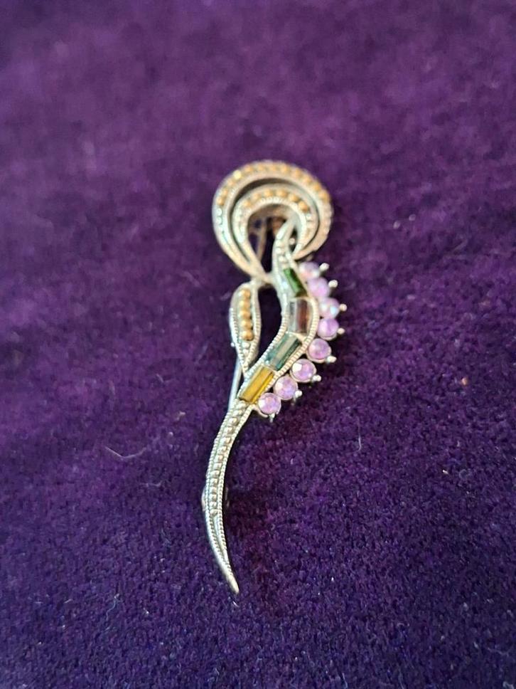 Art Nouveau Zilveren Broche met Parelmoer & Paarse Stenen, Sieraden, Tassen en Uiterlijk, Broches, Ophalen of Verzenden