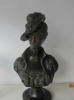 OUDE BEWERKTE BUSTE VAN VICTORIAANSE DAME -STIJL VD STRAETEN, Ophalen of Verzenden