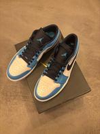 Air Jordan 1 low unc 2021 maat 45, Kleding | Heren, Schoenen, Ophalen, Blauw, Nike, Nieuw
