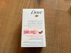 Dove maximum protection deo, Ophalen of Verzenden, Zo goed als nieuw, Deodorant of Bodyspray