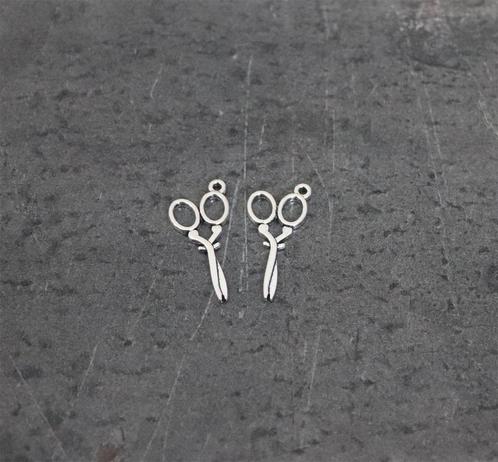 Scharen miniatuur schaar nieuw 1:6 barbie blythe Zilver 2st, Verzamelen, Poppenhuizen en Toebehoren, Nieuw, Decoratie, Ophalen of Verzenden