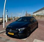 Mercedes-Benz A-Klasse A 200 163pk 7G-DCT 2019 Zwart, Auto's, Zwart, 4 cilinders, USB, Leder