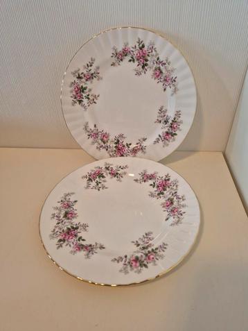Royal Albert Lavender Rose Ontbijtbordjes (2) beschikbaar voor biedingen