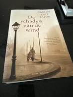 De schaduw van de wind - Carlos Ruiz Zafón, Boeken, Ophalen of Verzenden, Zo goed als nieuw, Nederland