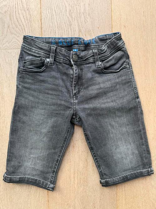 zwarte korte slim fit jeans maat 140 WE, Kinderen en Baby's, Kinderkleding | Maat 140, Gebruikt, Jongen, Broek, Ophalen of Verzenden