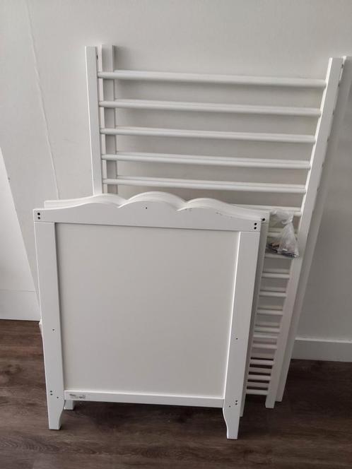 Ikea ledikant met lattenbodem en matras, Kinderen en Baby's, Babywiegjes en Ledikanten, Gebruikt, Ledikant, Ophalen