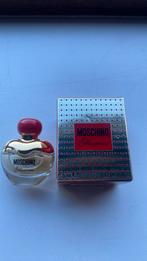 Moschino glamour eau de parfum miniatuur, Verzamelen, Nieuw, Ophalen of Verzenden, Miniatuur, Gevuld