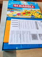 Junior Scrabble - Leuk en leerzaam!, Hobby en Vrije tijd, Gezelschapsspellen | Bordspellen, Ophalen of Verzenden, Zo goed als nieuw