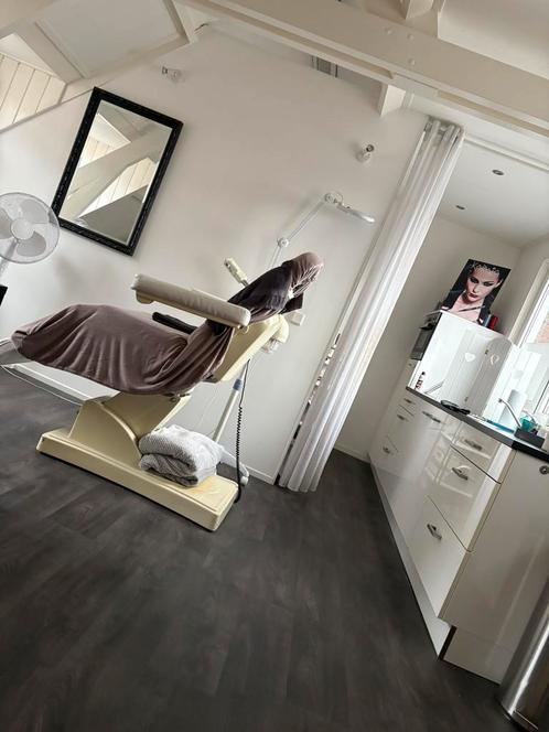 Boven winkel om te huur, Huizen en Kamers, Kamers te huur, Overige regio's
